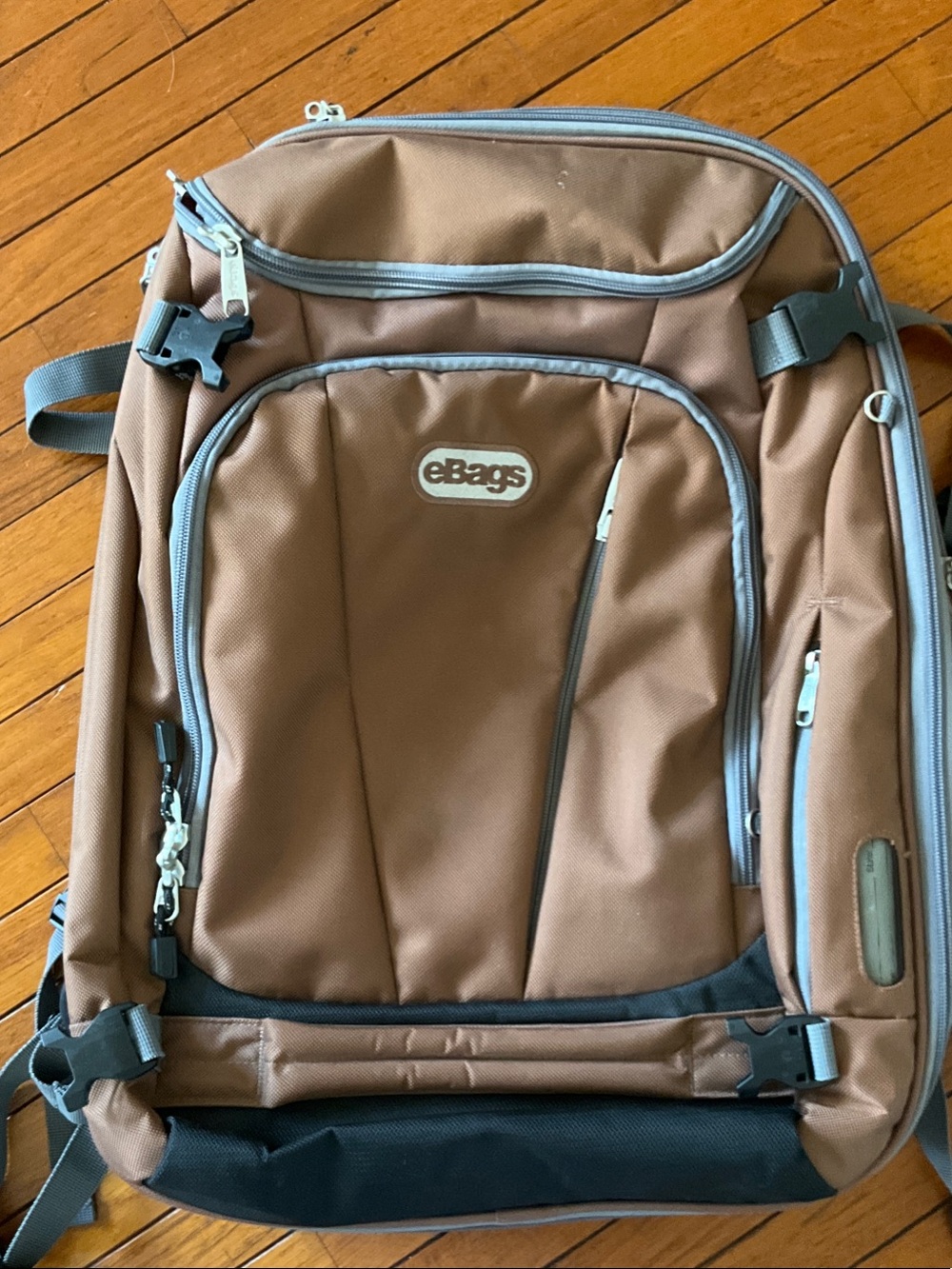 Pre owned eBags TLS Motherlode Weekender Convertible  (model EB2146-22) Brown